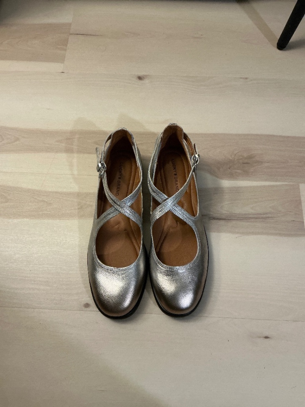 Lucky Brand Silver Mary Jane flats size 8.5